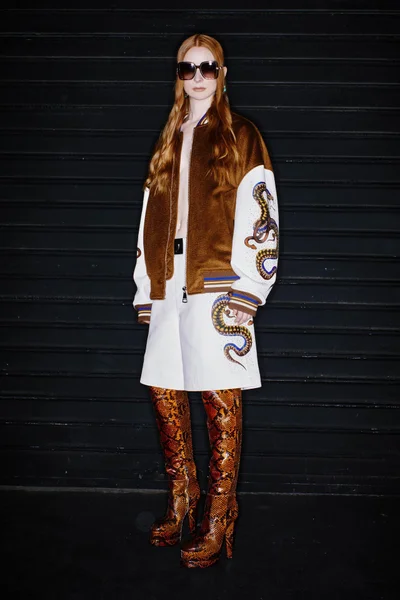 Look 10